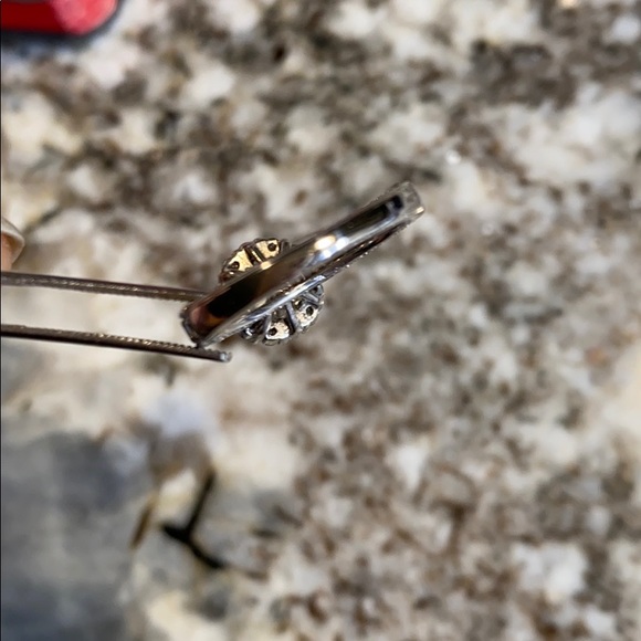 14K white gold beautiful 2.2 ct diamond ring!  💍 - Picture 5 of 7